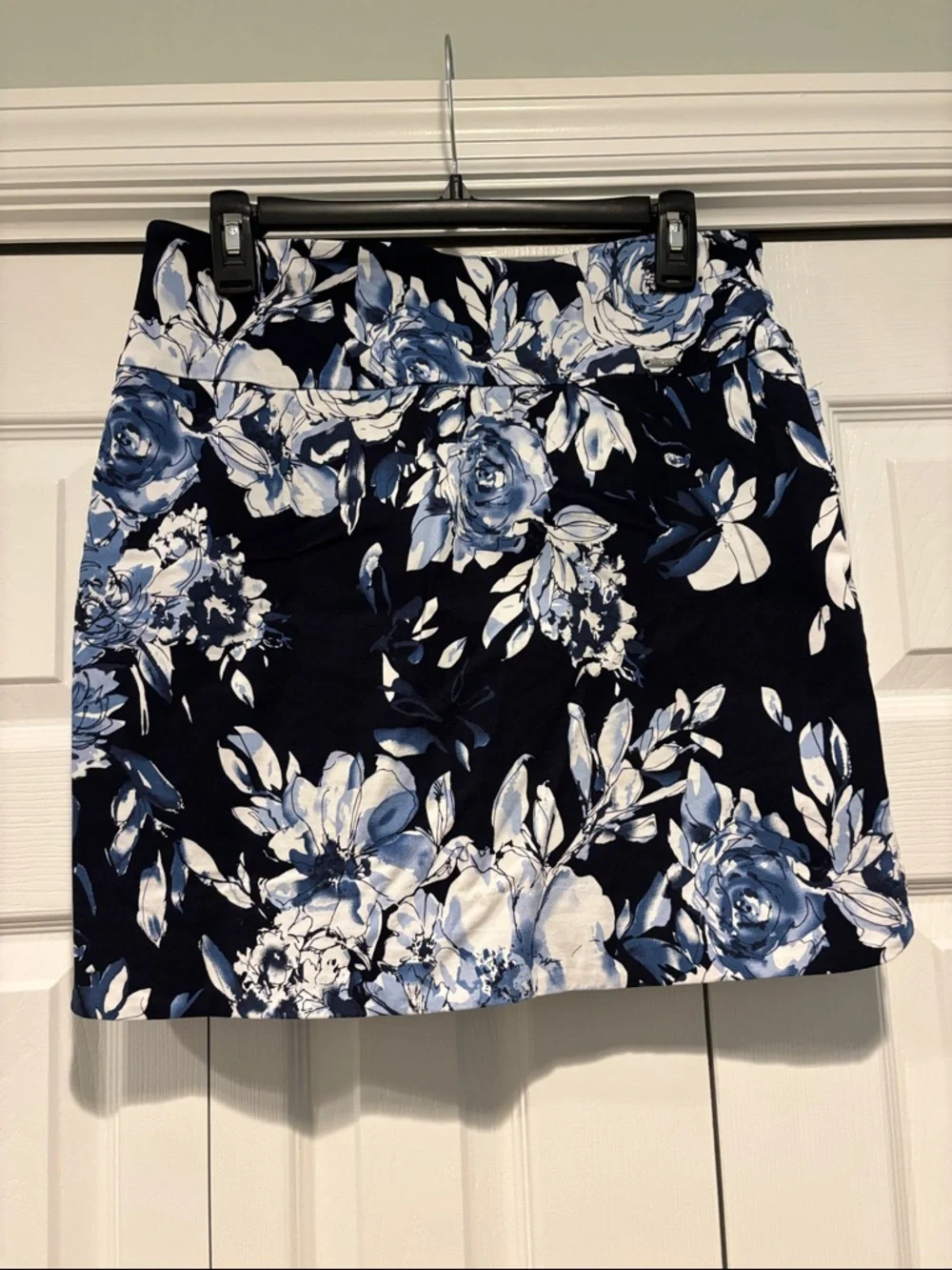 S.C. & Co. Skort in Navy and White